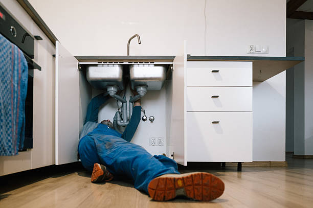 Professional Emergency Plumber technician working in Lanham, MD